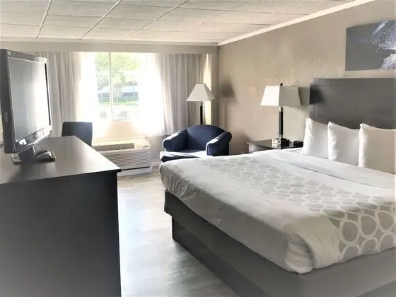 Standard Oda, 1 En Büyük (King) Boy Yatak ve Çekyat, Sigara İçilmez (with Sofabed)