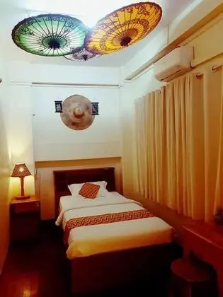 Standard Single Room with Bathroom