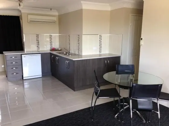 Standard Oda, Mutfak (3 bedroom unit)