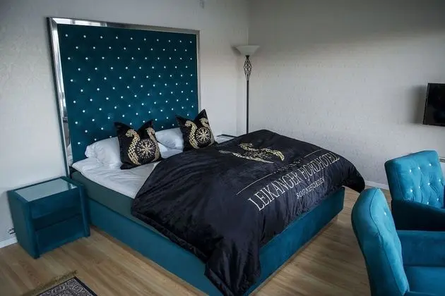 Deluxe Tek Büyük Yataklı Oda, Özel Banyo, Deniz Manzaralı (Balcony)