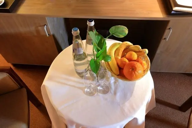 Basic Tek Büyük Yataklı Oda