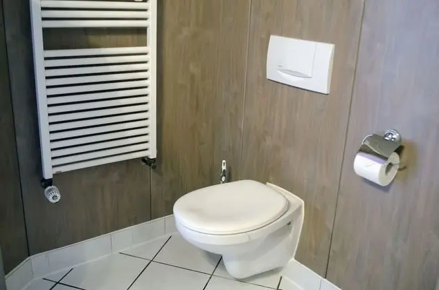 Basic Tek Büyük Yataklı Oda