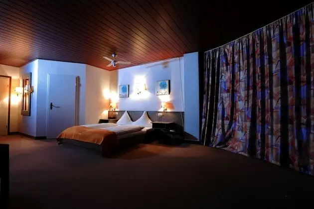 Family Dört Kişilik Oda, 1 Çift Kişilik Yatak ve Çekyat, Sigara İçilmez, Bahçe Manzaralı