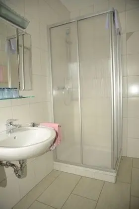 Üç Kişilik Oda, Balkon, Dağ Manzaralı