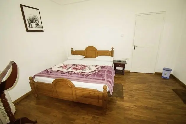 Standard Tek Büyük Yataklı Oda, Bahçe Manzaralı