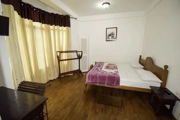 Standard Tek Büyük Yataklı Oda, Bahçe Manzaralı
