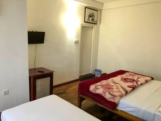 Üç Kişilik Oda, Göl Manzaralı