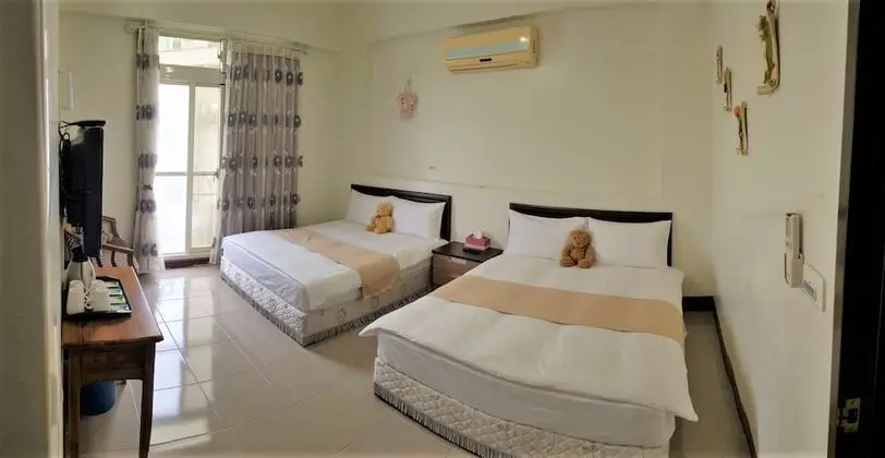 Üç Kişilik Oda