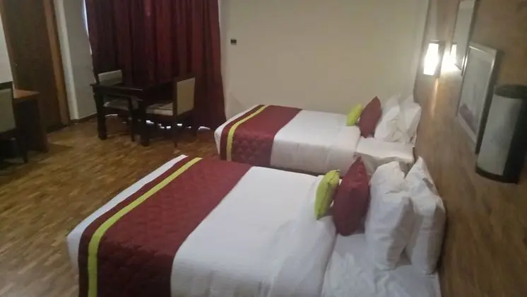 Deluxe Tek Büyük veya İki Ayrı Yataklı Oda, 1 En Büyük (King) Boy Yatak, Engellilere Uygun