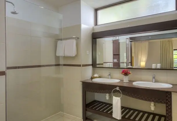 4 Bedroom Oasis Villa