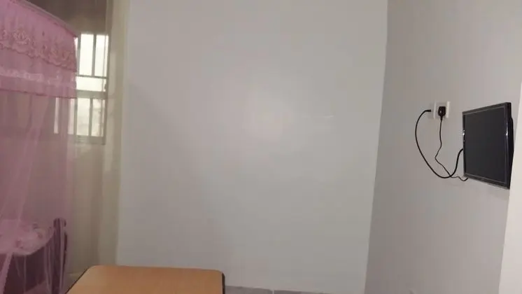 Büyük Yataklı Tek Kişilik Oda