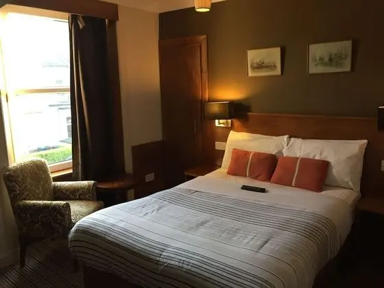 Classic Tek Büyük Yataklı Oda