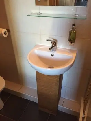 Classic Tek Büyük Yataklı Oda