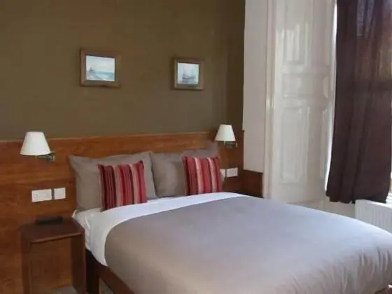 Superior Tek Büyük Yataklı Oda