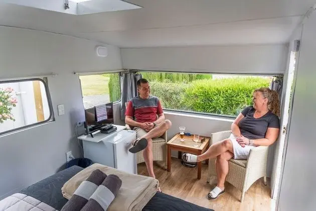 Economy Karavan, 1 Çift Kişilik Yatak