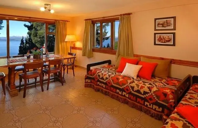 Kulübe, 2 Yatak Odası, 2 Banyolu, Göl Manzaralı