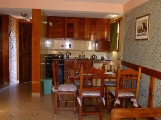 Kulübe, Göl Manzaralı