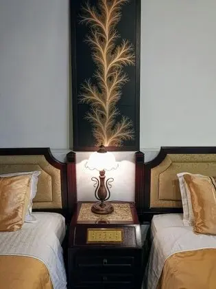 Süit (Nyonya)