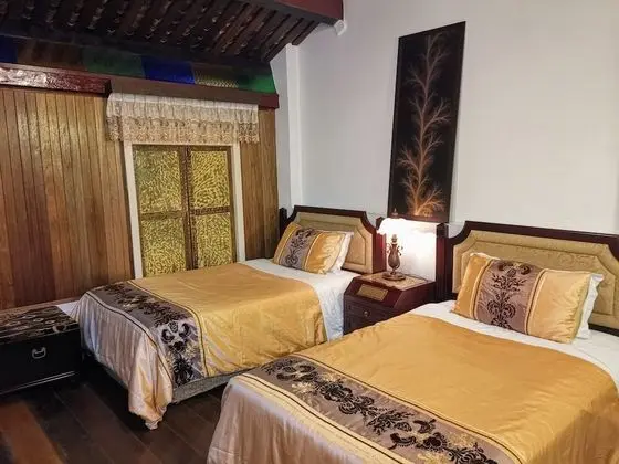 Süit (Nyonya)