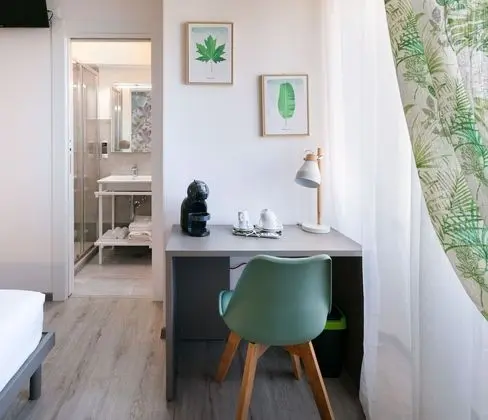 Comfort Tek Büyük Yataklı Oda