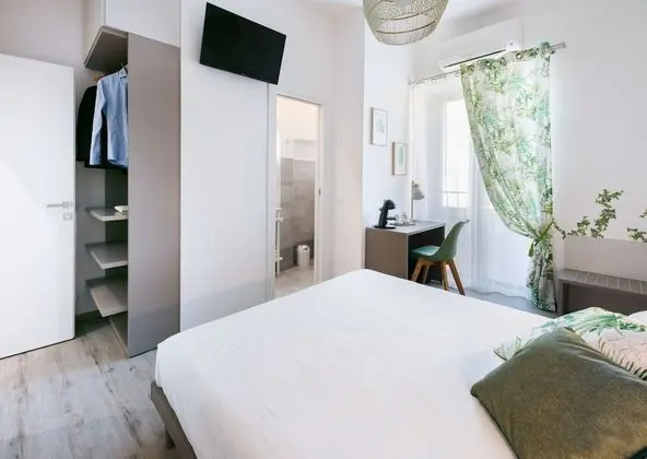 Comfort Tek Büyük Yataklı Oda