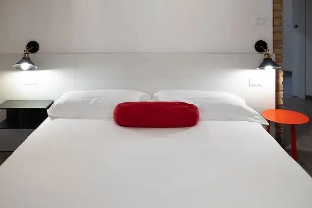 Design Üç Kişilik Oda