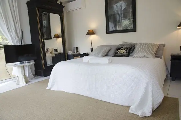 Tek Büyük Yataklı Oda (Ivoire)