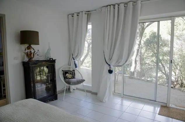 Tek Büyük Yataklı Oda (Ivoire)