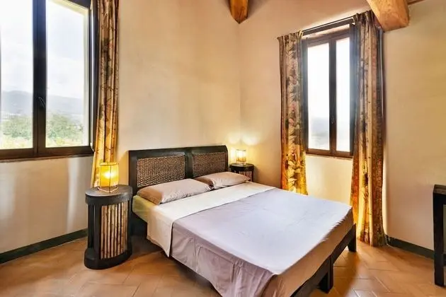 Deluxe Tek Büyük Yataklı Oda (Duplex)