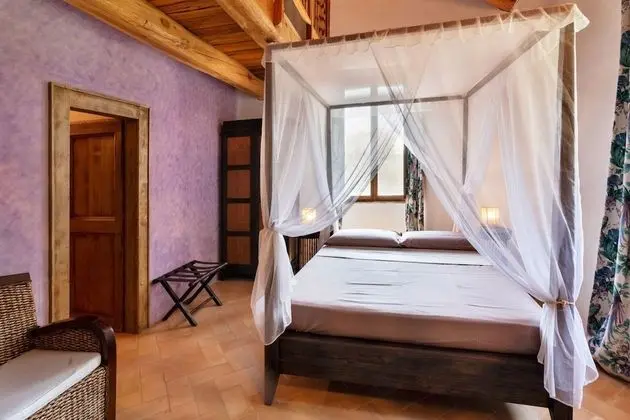 Luxury Tek Büyük Yataklı Oda (Duplex)