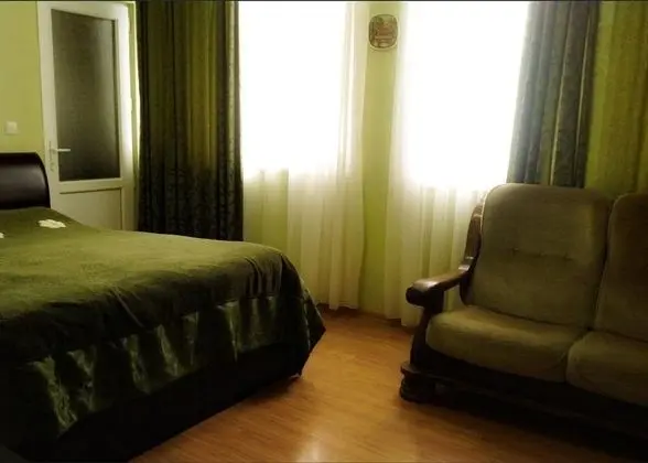 Tek Büyük Yataklı Oda, Balkon, Dağ Manzaralı