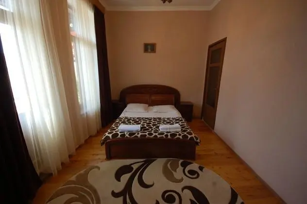Tek Büyük Yataklı Oda, Balkon, Dağ Manzaralı