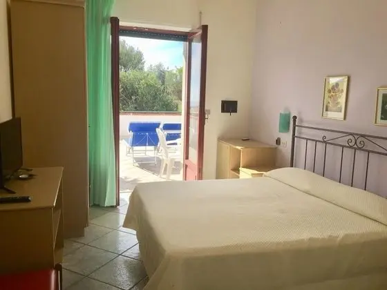 Tek Büyük Yataklı Oda