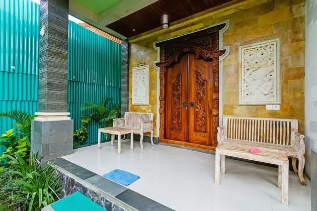 8 Bed shared Mixed Dormitory