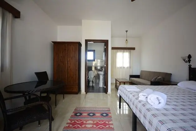 Tek Büyük veya İki Ayrı Yataklı Oda