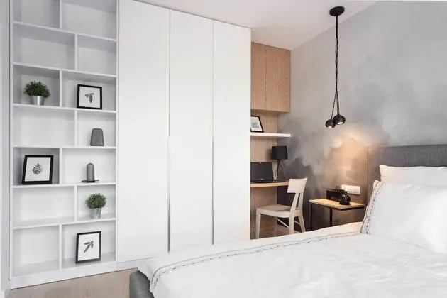 Deluxe Apart Daire, 1 Büyük (Queen) Boy Yatak ve Çekyat (Silver Grey)