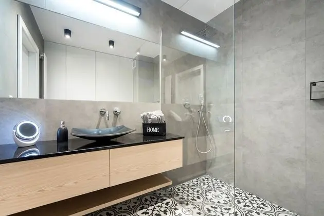 Deluxe Apart Daire, 1 Büyük (Queen) Boy Yatak ve Çekyat (Silver Grey)