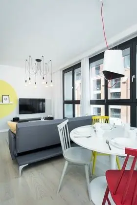 Deluxe Apart Daire, 1 Büyük (Queen) Boy Yatak ve Çekyat (Yellow Lemon)