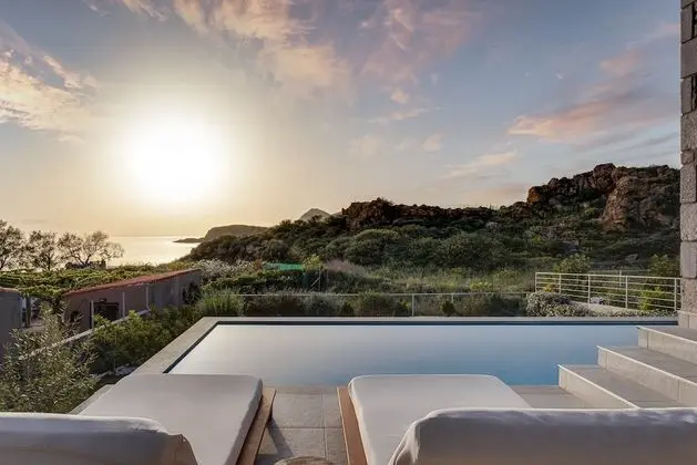 Luxury Villa, 2 Yatak Odası, Kişiye Özel Havuzlu, Deniz Manzaralı