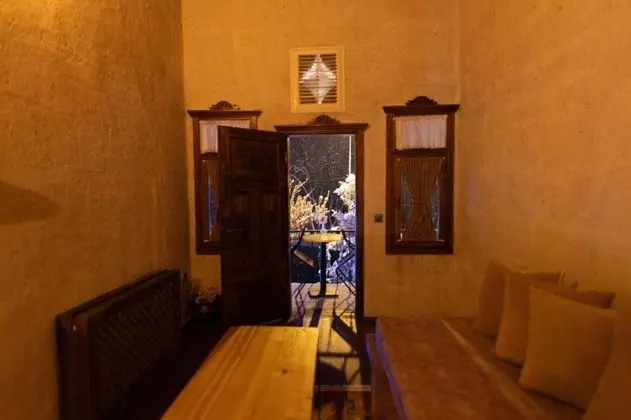 Taş Ev Suit, Nehir Manzaralı