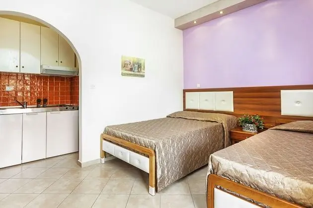 Standard Tek Büyük Yataklı Oda, Bahçe Manzaralı