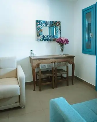 Aile Odası, Havuz Manzaralı, Balkonlu