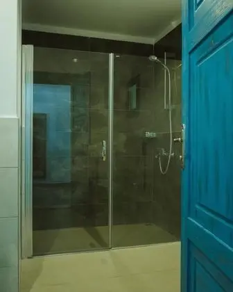 Aile Odası, Havuz Manzaralı, Balkonlu