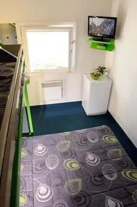Basic Üç Kişilik Oda