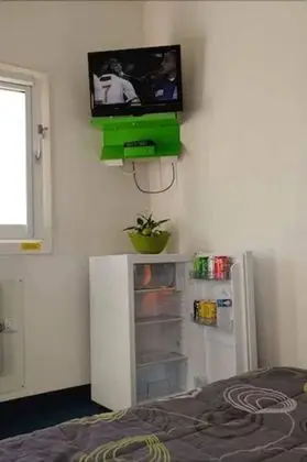 Basic Üç Kişilik Oda