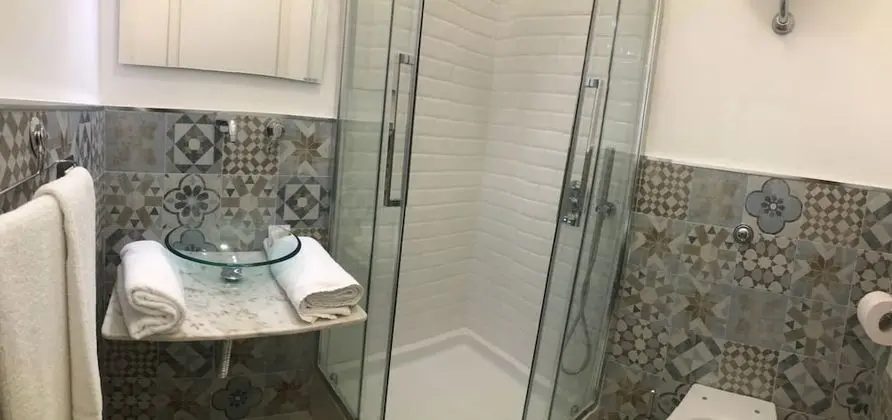 Standard Üç Kişilik Oda, 1 Yatak Odası, Balkon, Şehir Manzaralı (External)
