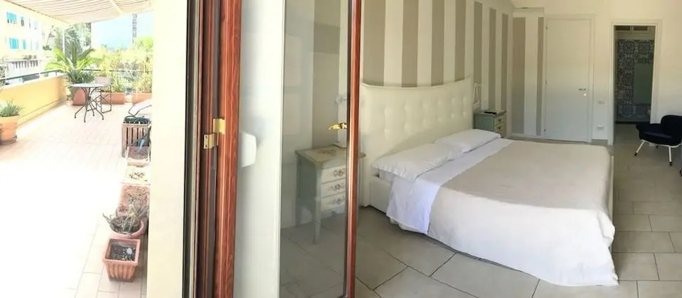 Superior Üç Kişilik Oda, 1 Yatak Odası, Teras, Şehir Manzaralı