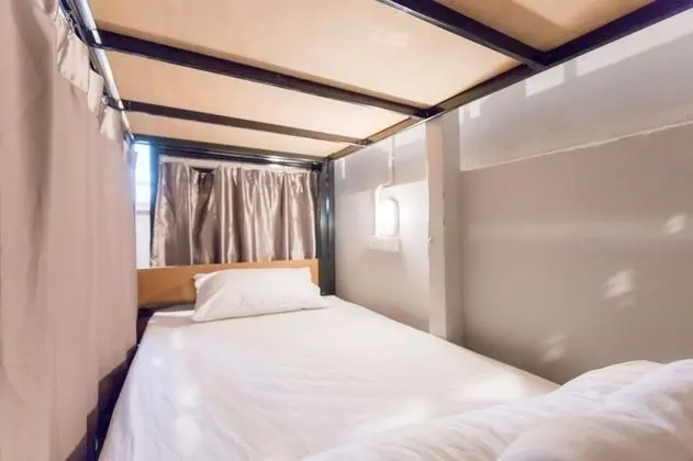 Bed in 8-Bed Mixed Dormitory Room