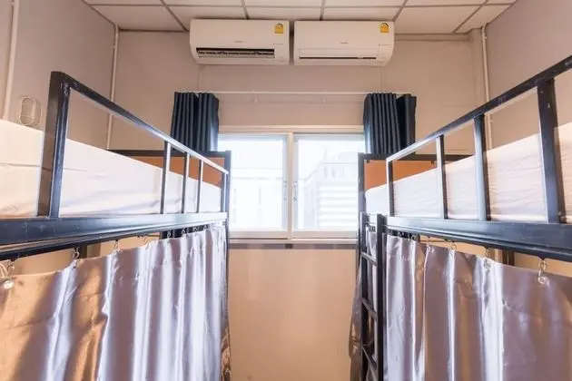 Bed in 8-Bed Mixed Dormitory Room