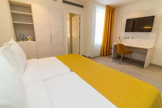 Economy Tek Büyük Yataklı Oda (1 adult)